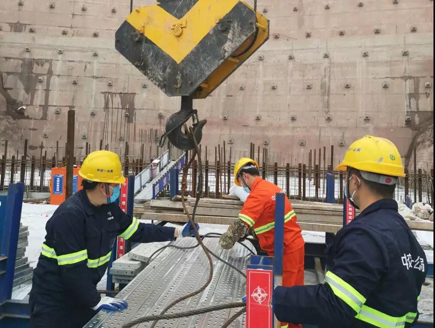 央視新聞：中交一公局集團萬州環(huán)線復工復產