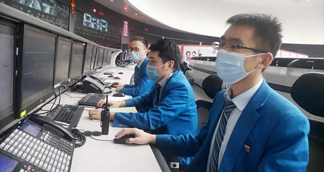 人民日報:開學(xué)季,天津地鐵3號線暖心服務(wù),保證師生無憂出行